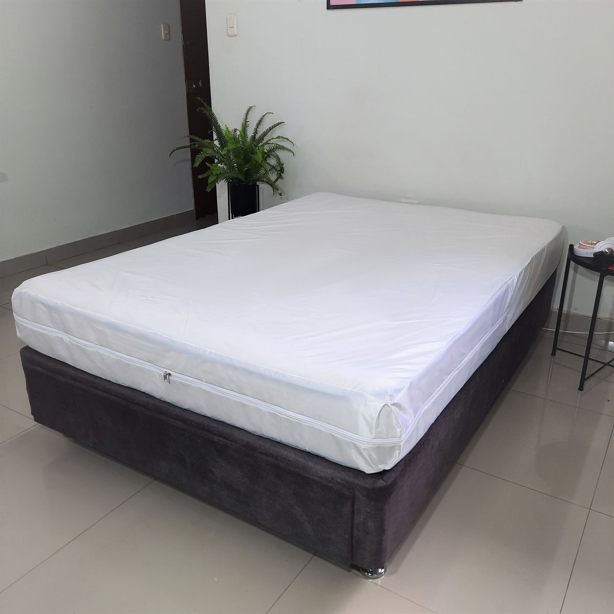 GENERICO - FORRO DE COLCHON NUBE HOGAR 1 PLAZA 100% IMPERMEABLE BLANCO 30CM