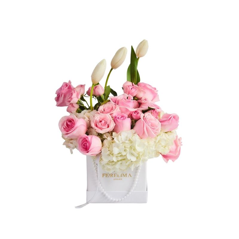 GENERICO - Box de  3 Tulipanes Blancos, Rosas y Hortensias