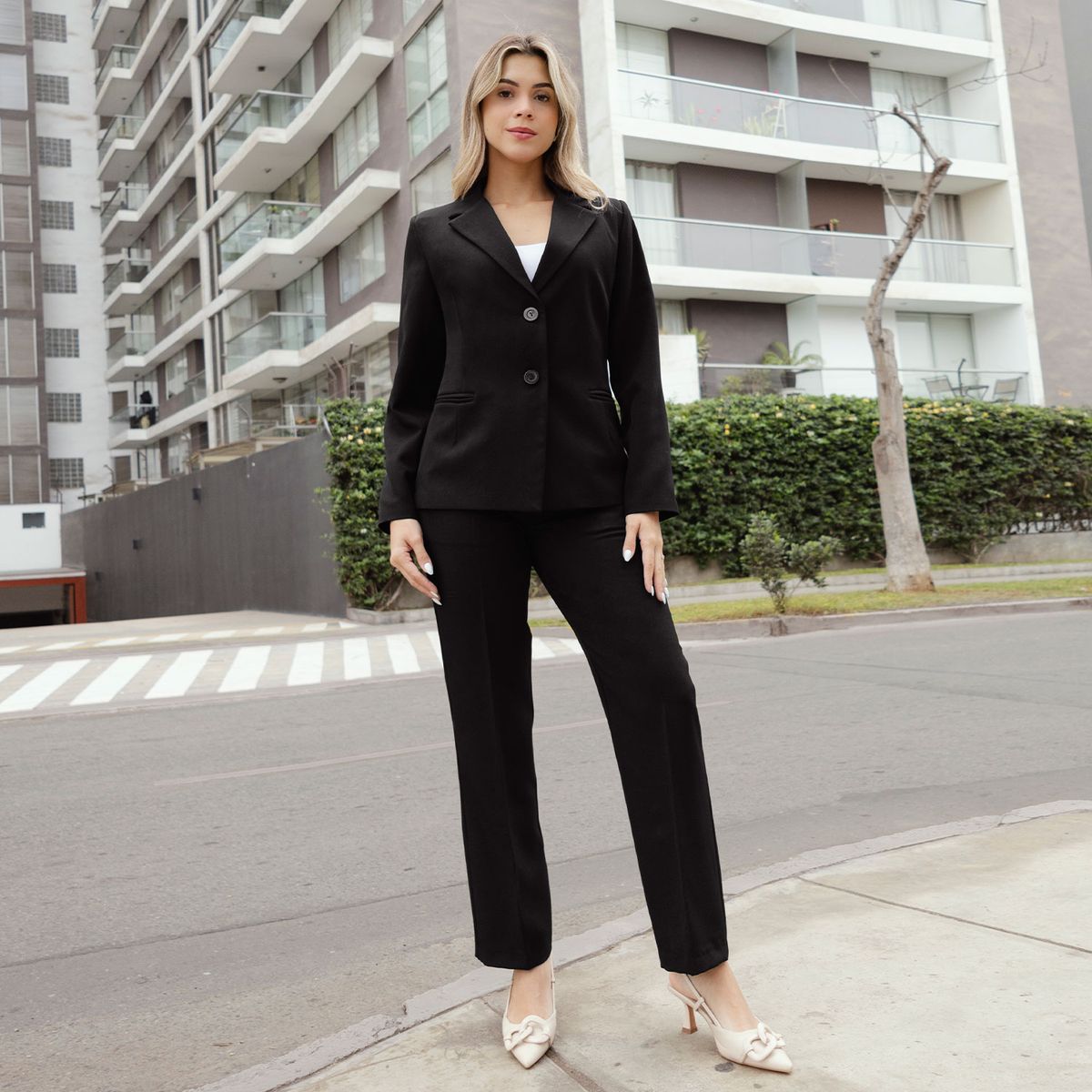 GENERICO - CONJUNTO SASTRE CARLA DE MUJER