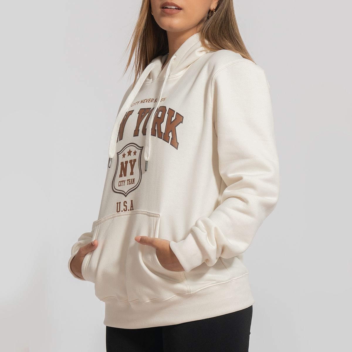 GENERICO - Polera hoddie de algodón afranelado new york crema Arcoi