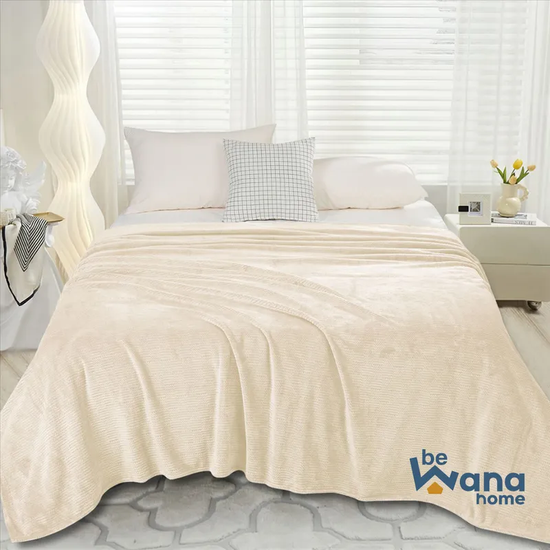 CASATEX - Manta Antialérgica Delgada Piel de Angel PREMIUM 2PLAZAS CREMA