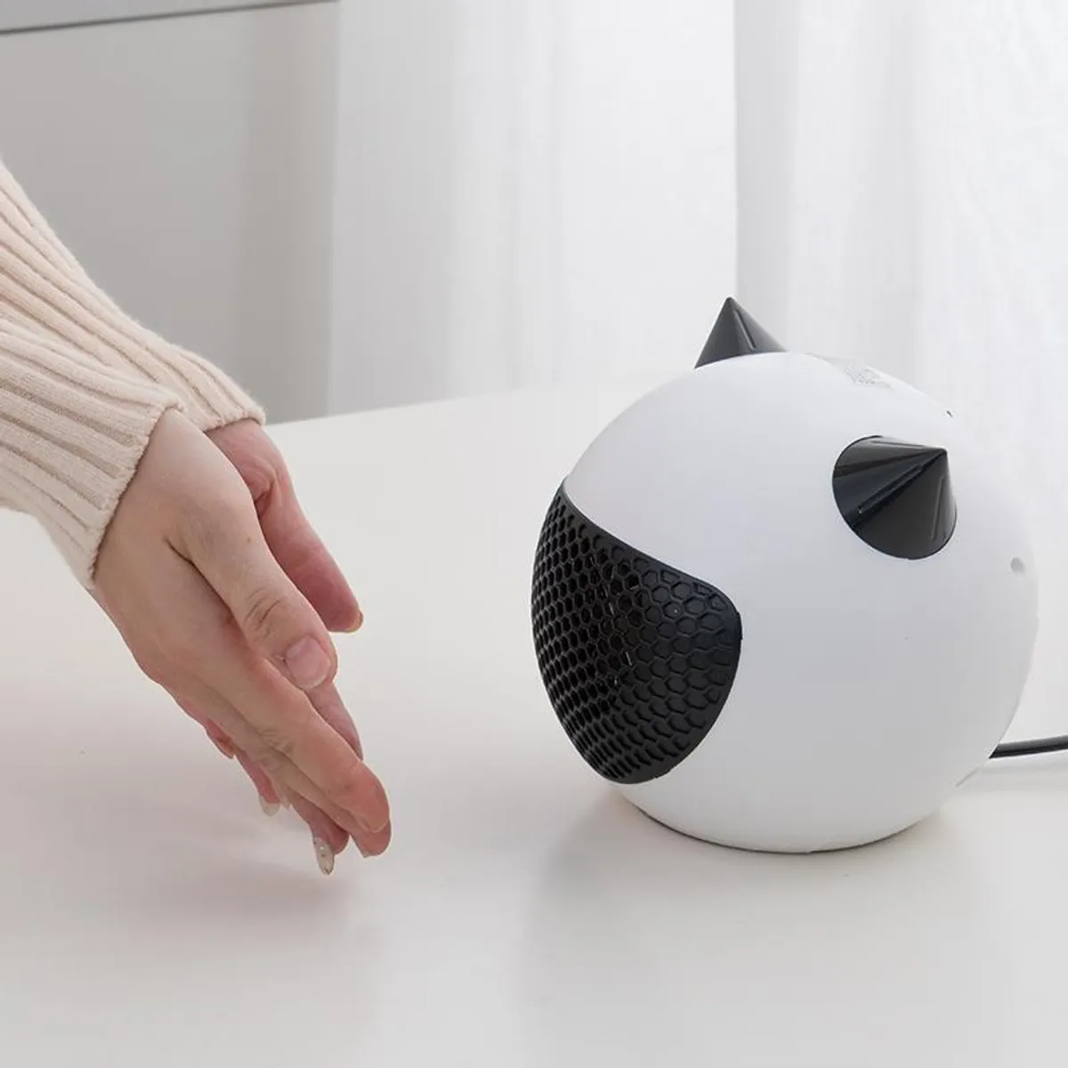 GENERICO - Calentador Portátil Eléctrico  Bajo Consumo Rápido Calor y Compacto