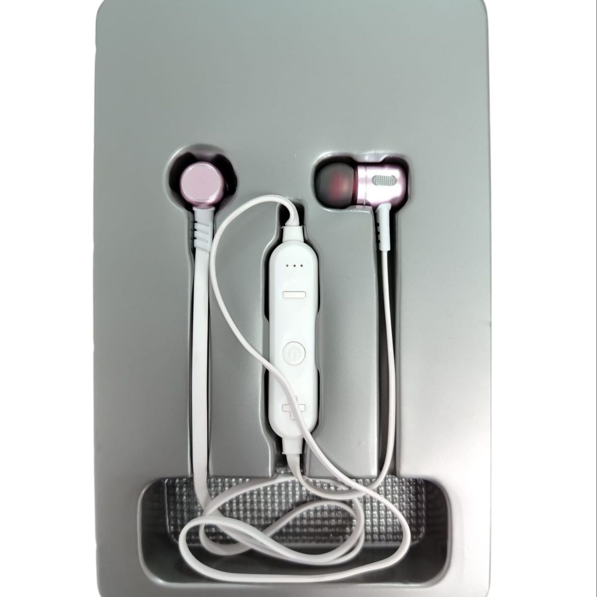 WELL BEING - AUDIFONOS CON CABLE INALAMBRICOS