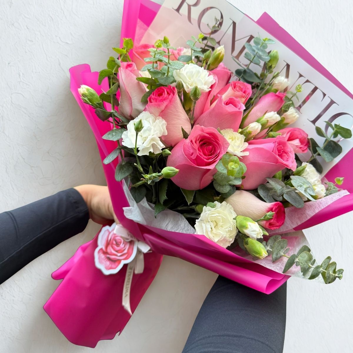 GENERICO - Ramo Ari Mix de rosas y claveles