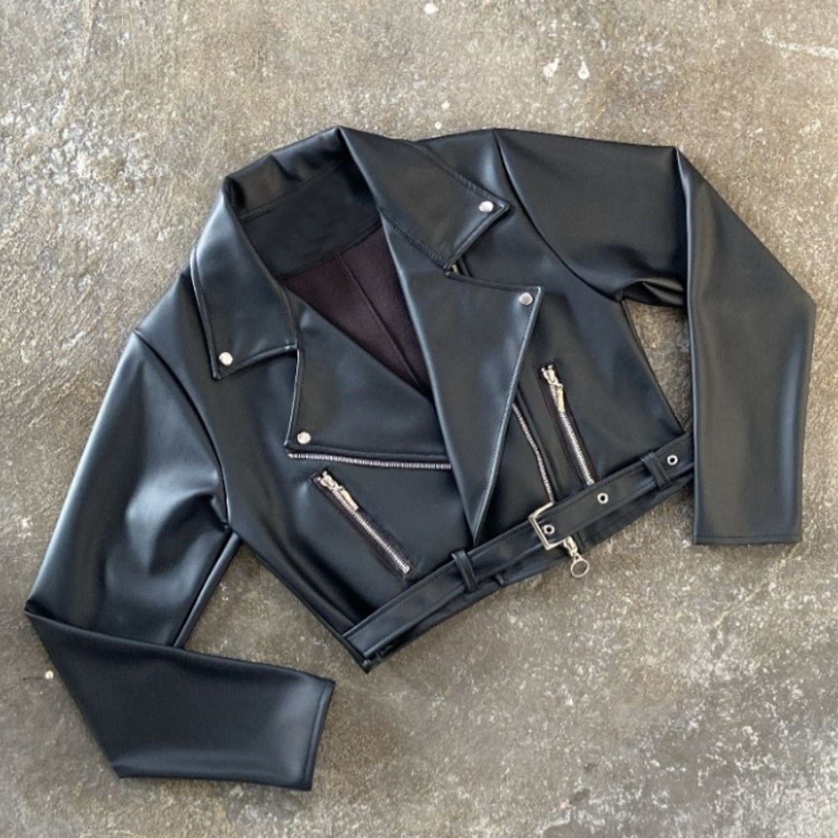 GENERICO - CASACA CROP CUERINA DE DAMA