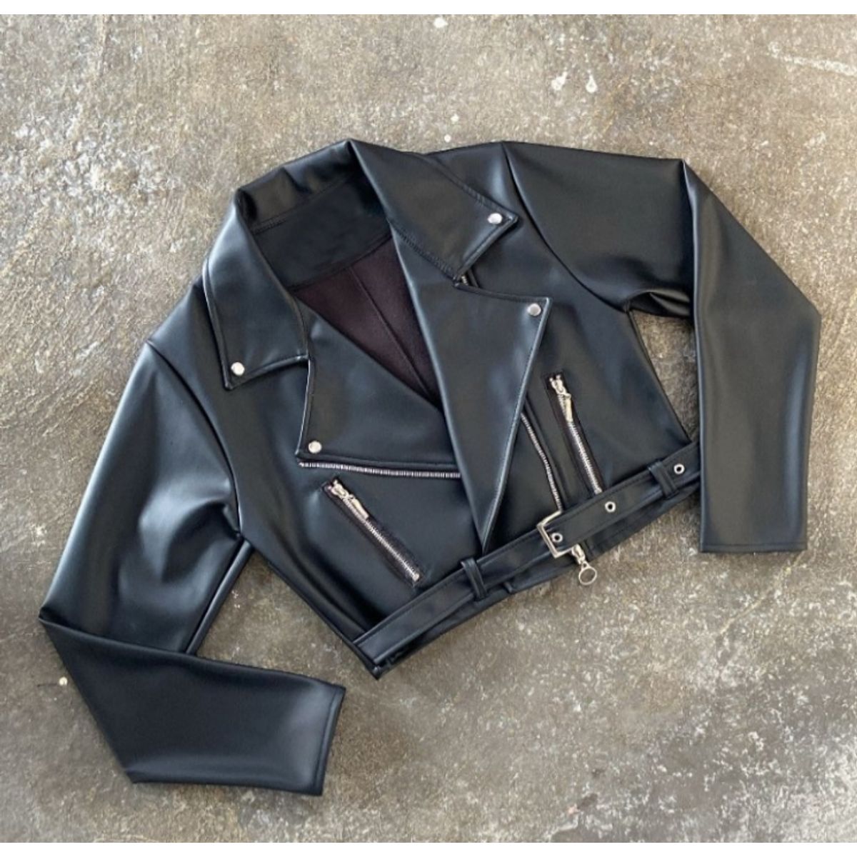 GENERICO - CASACA CROP CUERINA DE DAMA