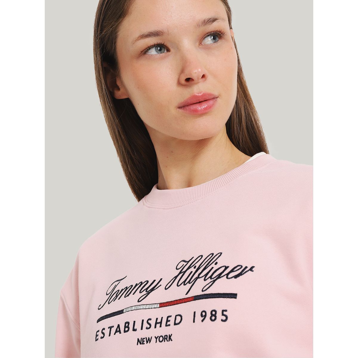 TOMMY HILFIGER - SWEATSHIRT MDRN REG SCRIPT C-NK SWTSHRT