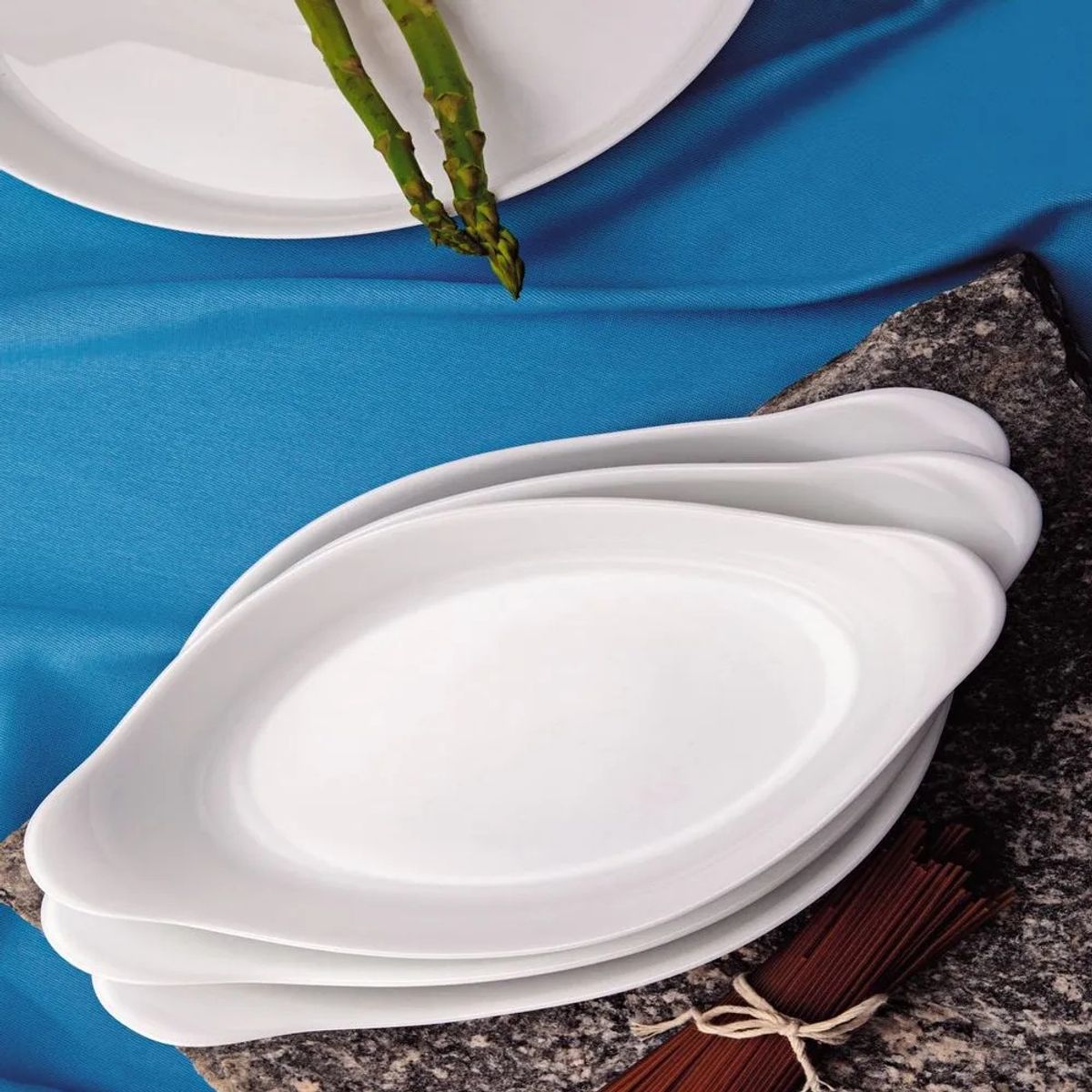 MARINEX - Fuente Oval Opaline Chica 0.6 Lt Marinex.