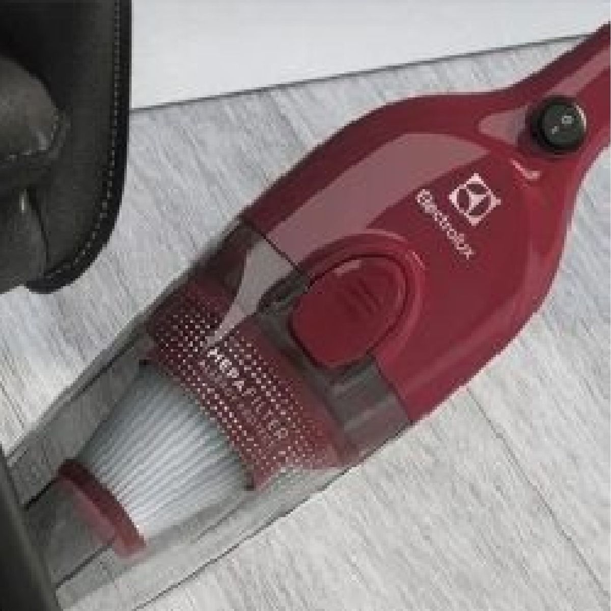 ELECTROLUX - Aspiradora vertical con cable Power Speed STK13 Electrolux