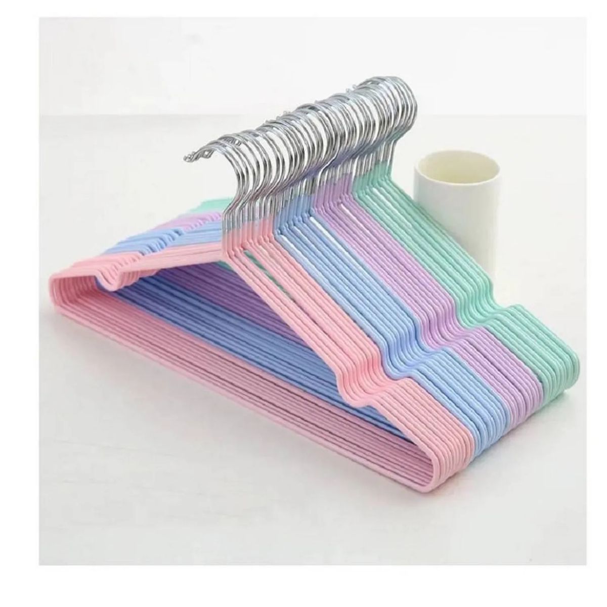 GENERICO - Colgadores de Ropa Colores Aleatorios Set x 10