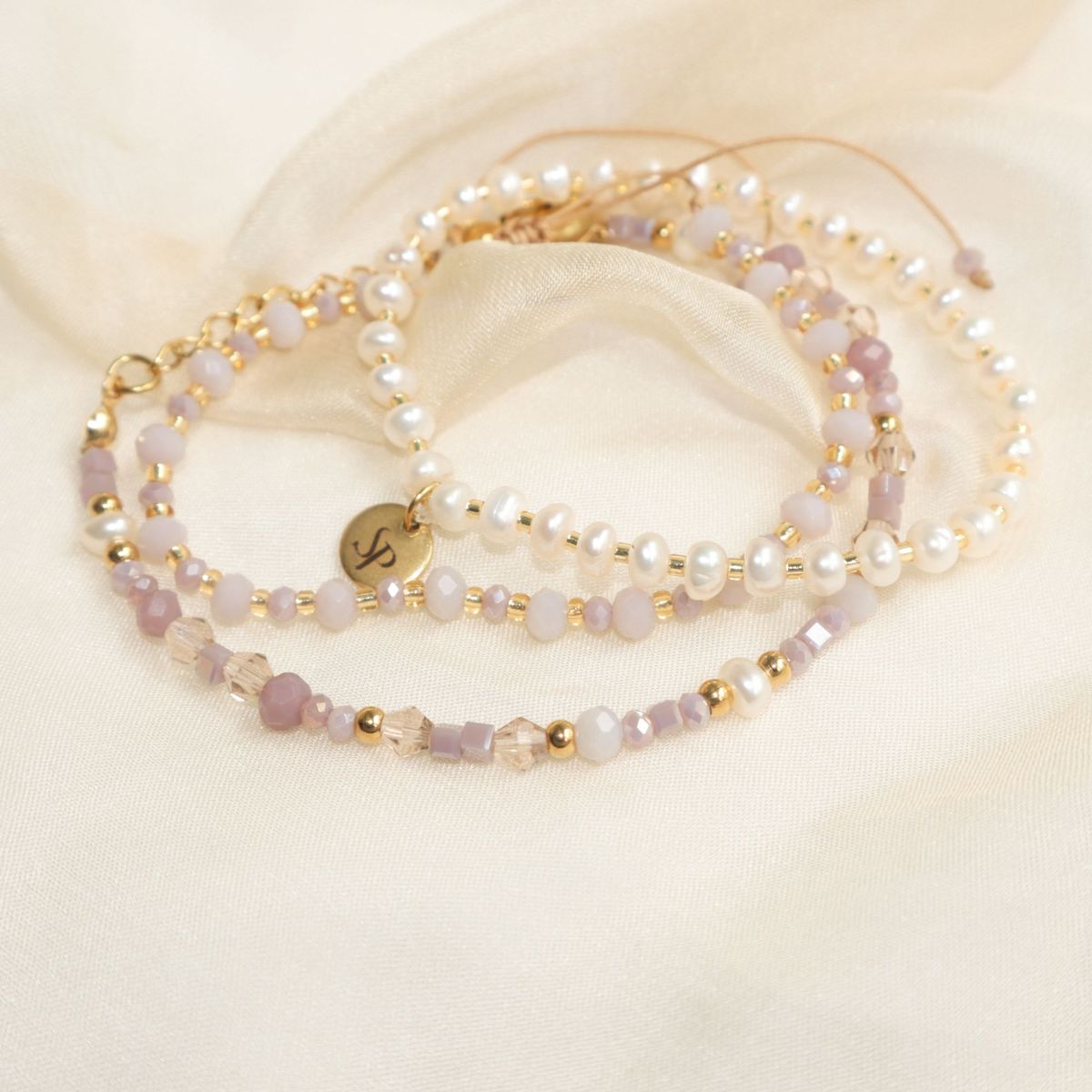 SAMANTHA PINTO HANDMADE ACCESSORIES - Pulsera Cayetana Lila