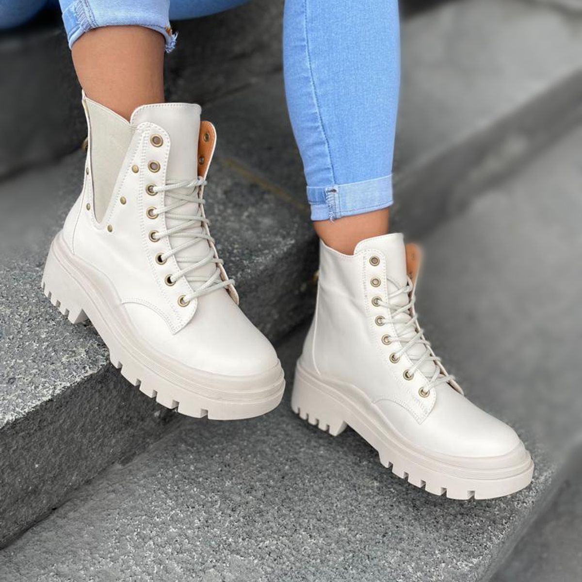 GENERICO - BOTINES PARA DAMA ELISA EN TONO HUESO