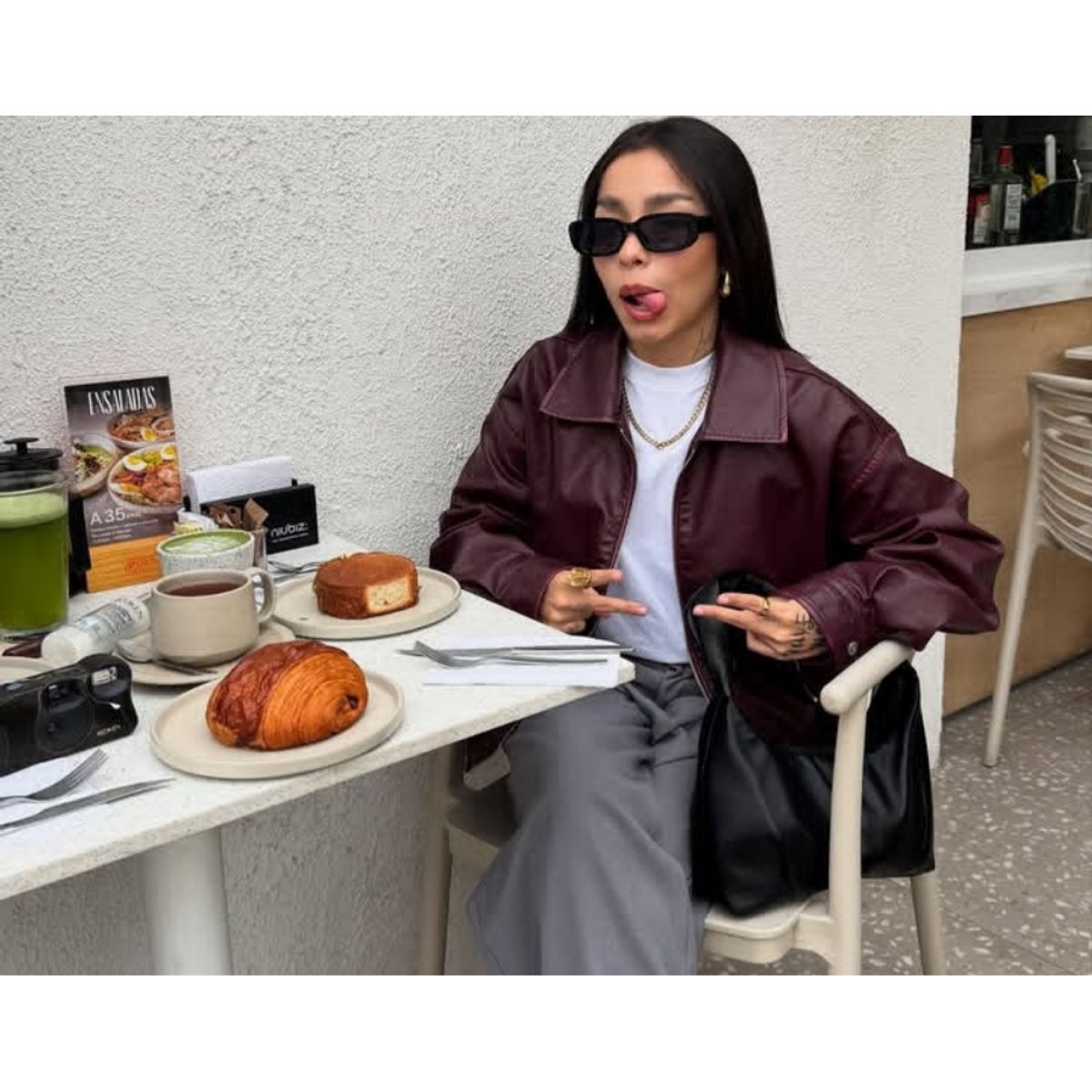 GENERICO - CASACA ESTILO OVERSIZE PARA MUJER