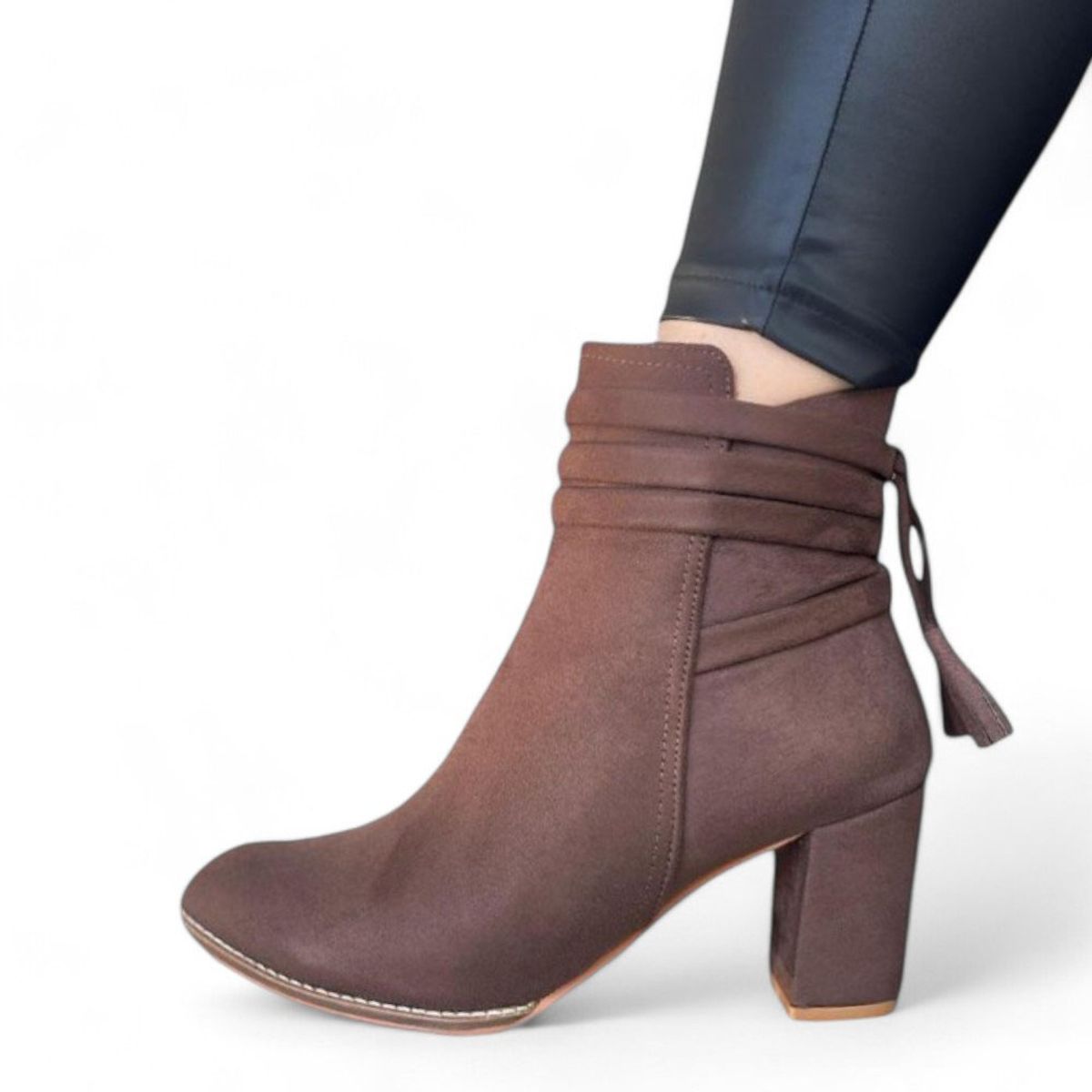 GENERICO - Taco Mujer Yomar Pita De Tres Con Cola Wukong 015L-65 Color Marron