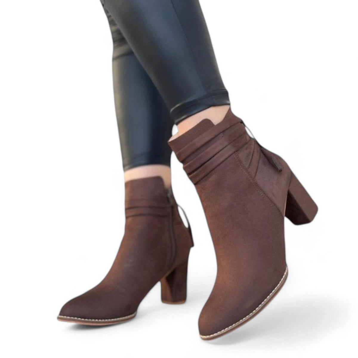 GENERICO - Taco Mujer Yomar Pita De Tres Con Cola Wukong 015L-65 Color Marron