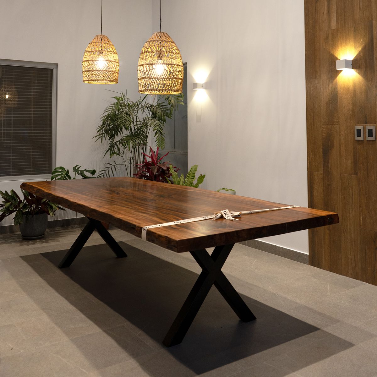 RENKO - Mesa Comedor Huanganacasha