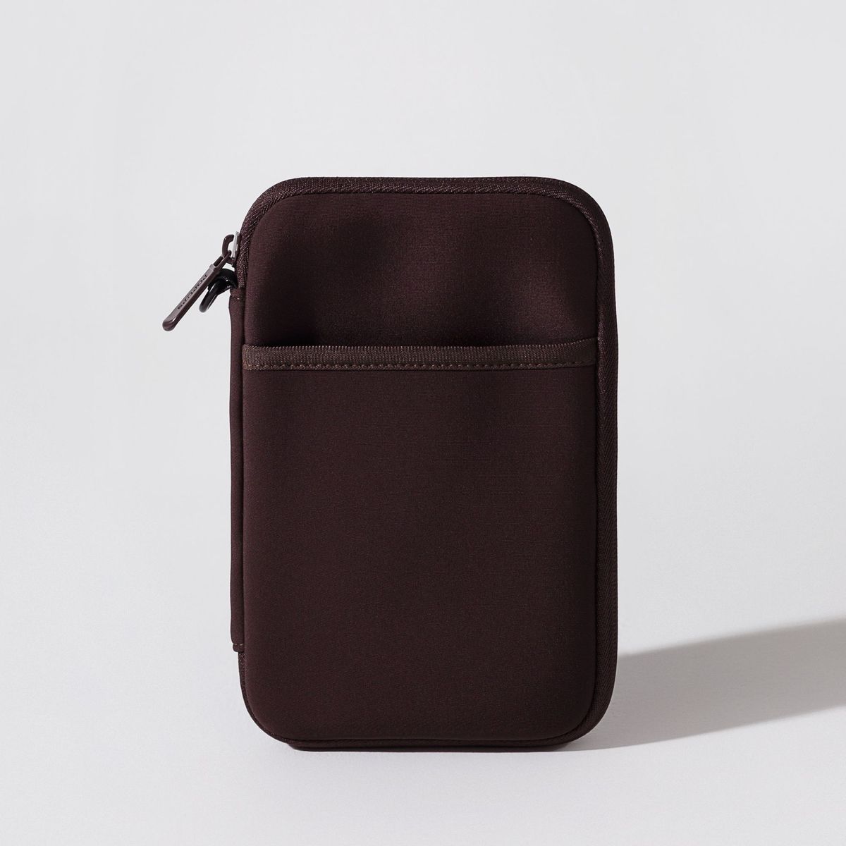 GENERICO - Portadocumentos POPUPS Travel Wallet Espresso con Correa