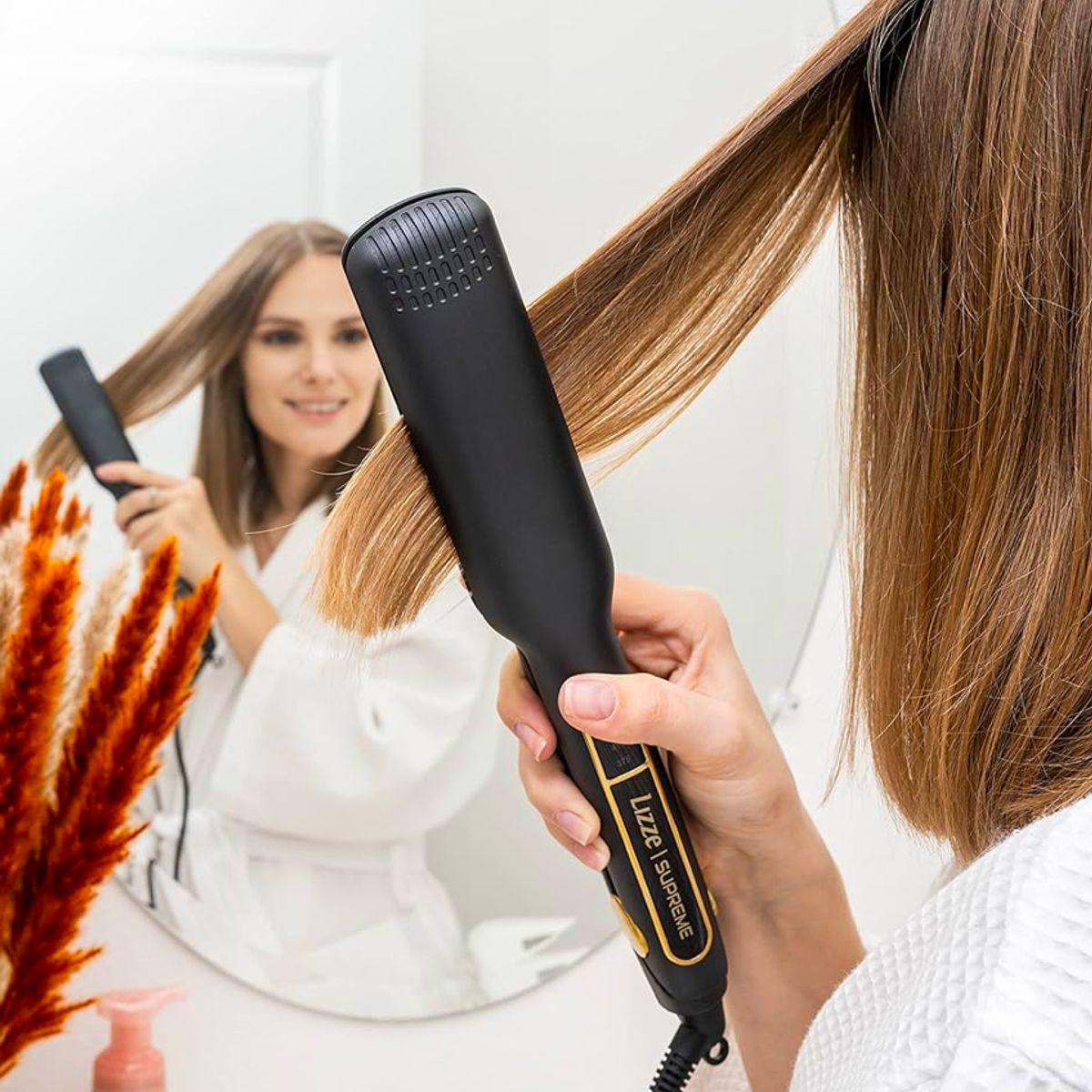 LIZZE - PLANCHA DE CABELLO LIZZE SUPREME 485F + TIJERA DE CORTE MICRODENTADA