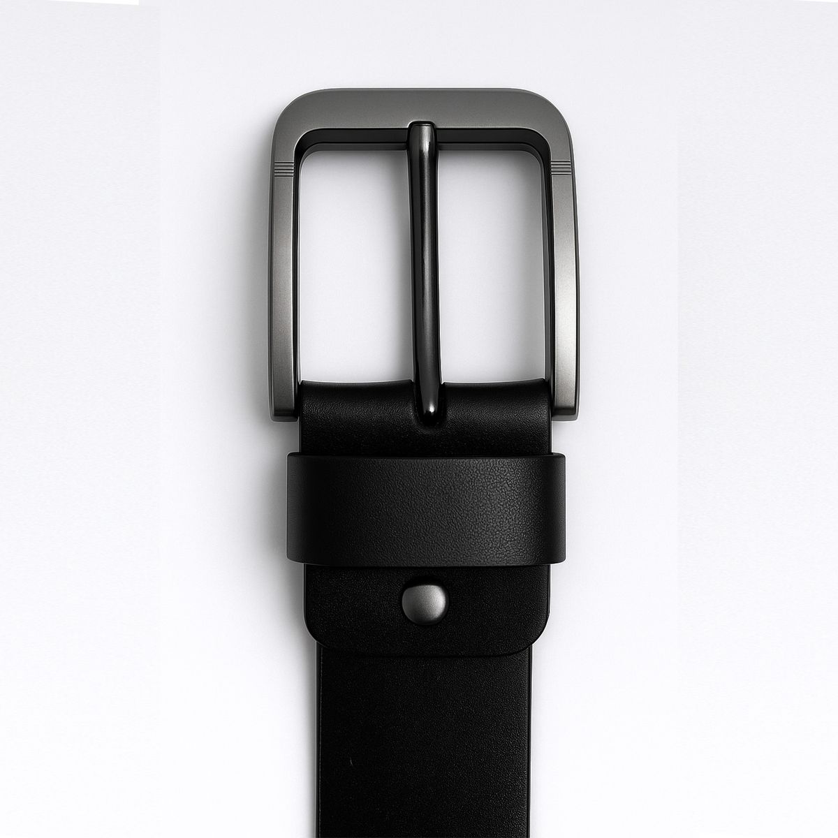 GENERICO - CORREA DE CUERO NEGRO HEBILLA PESADA