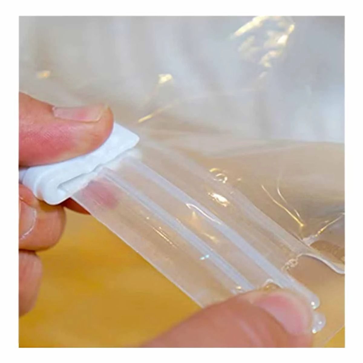 GENERICO - Pack4 Empaque Plastico y ligero 50cm x 60cm en Naranja