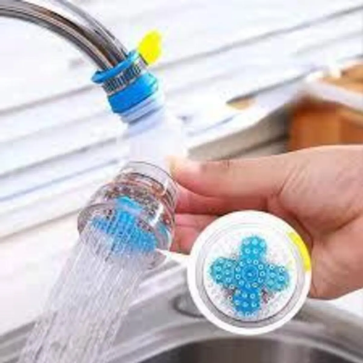 ADAPTADOR  ROCIADOR  DE CAÑO FILTRO DE AGUA COLORES, marca GENERICO - Foto 2