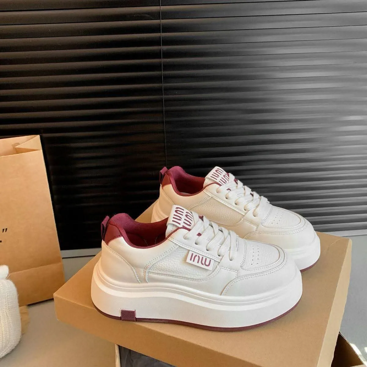 GENERICO - ZAPATILLA DE MUJER CASUAL