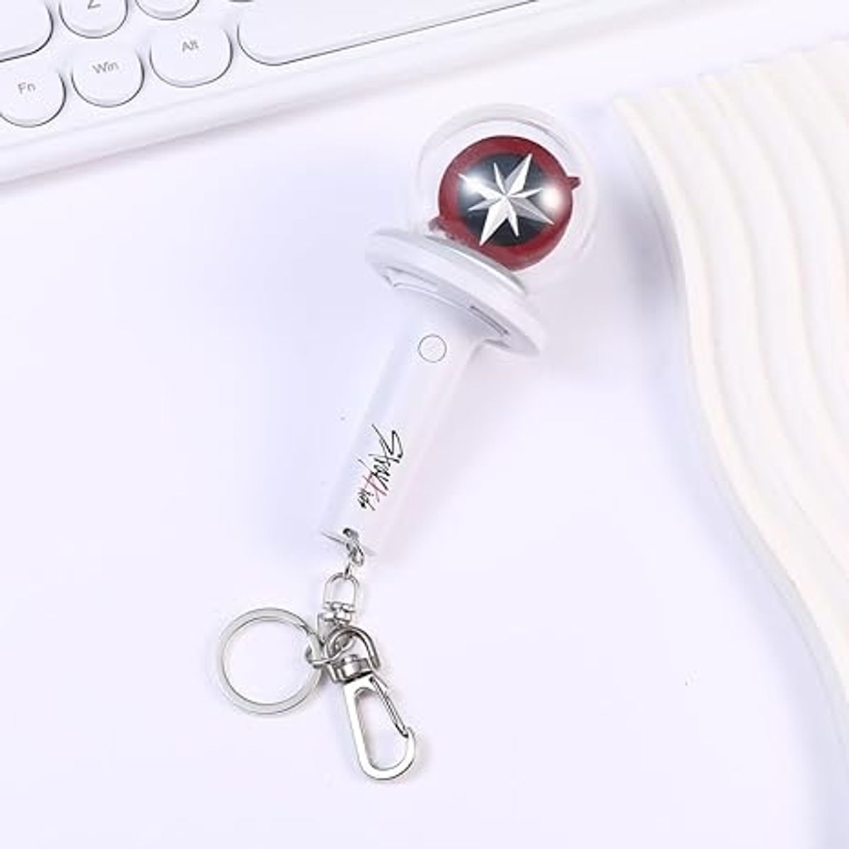 GENERICO - LLAVERO LIGHTSTICK GENERACION 2 - STRAY KIDS