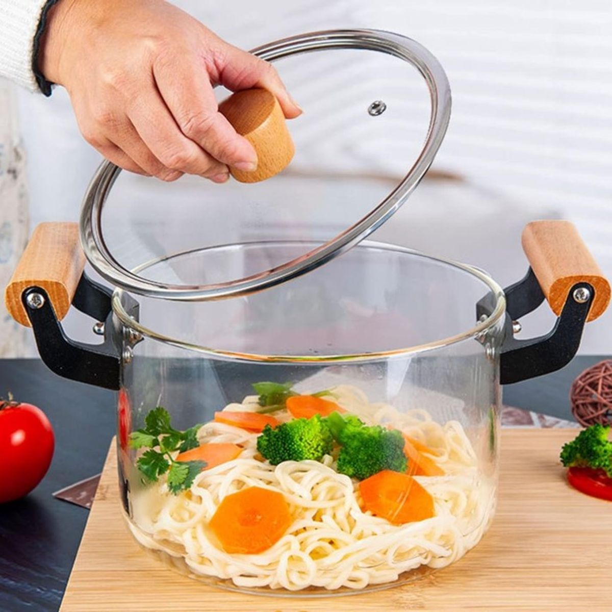 GENERICO - Olla de Vidrio Transparente C/ Asas de Madera 4.5 L