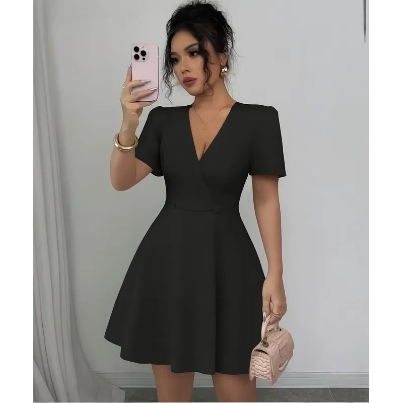 GENERICO - Vestido negro coctel