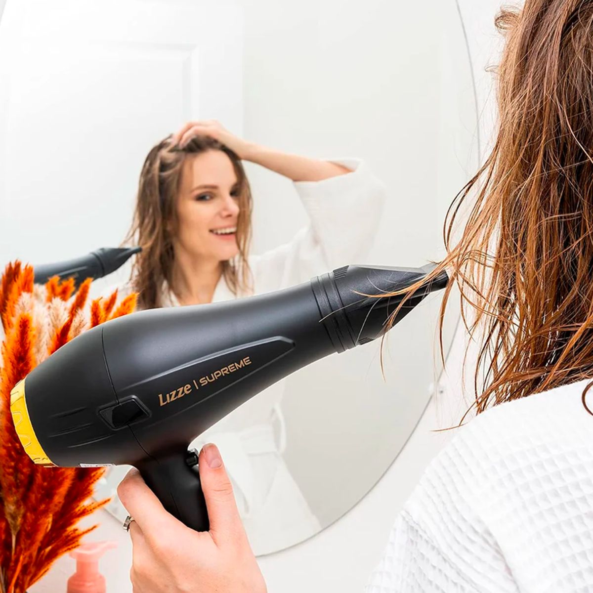 LIZZE - SECADORA DE CABELLO LIZZE SUPREME 2600W + TIJERA MICRODENTADA