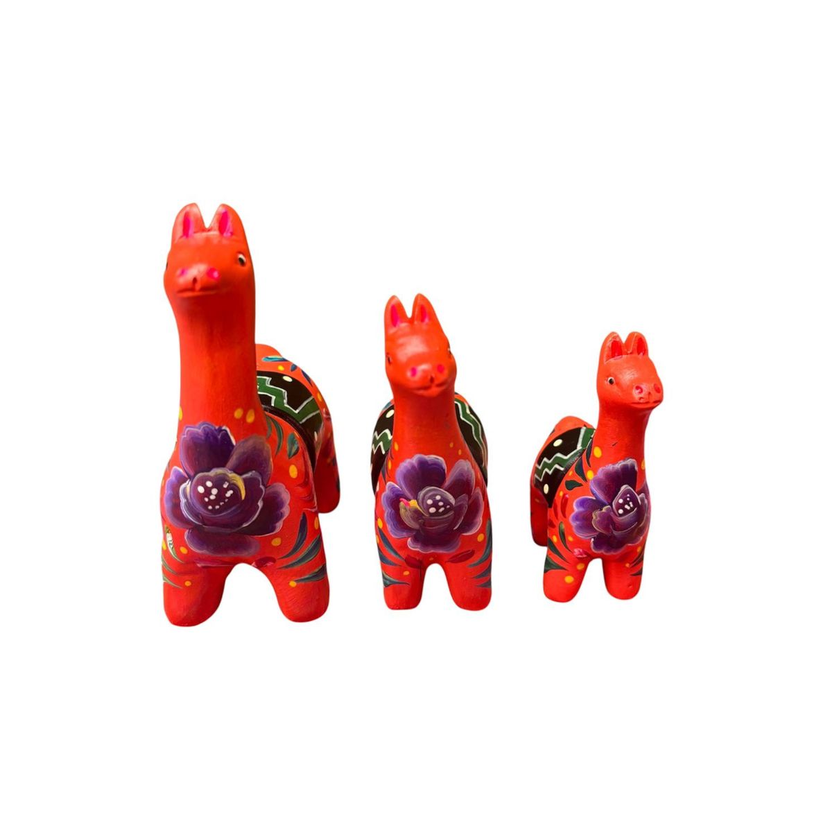 ACHALLAY ARTESANIA DE BARRO - Set de Llamitas Andinas Naranja de Pucará 3 Piezas