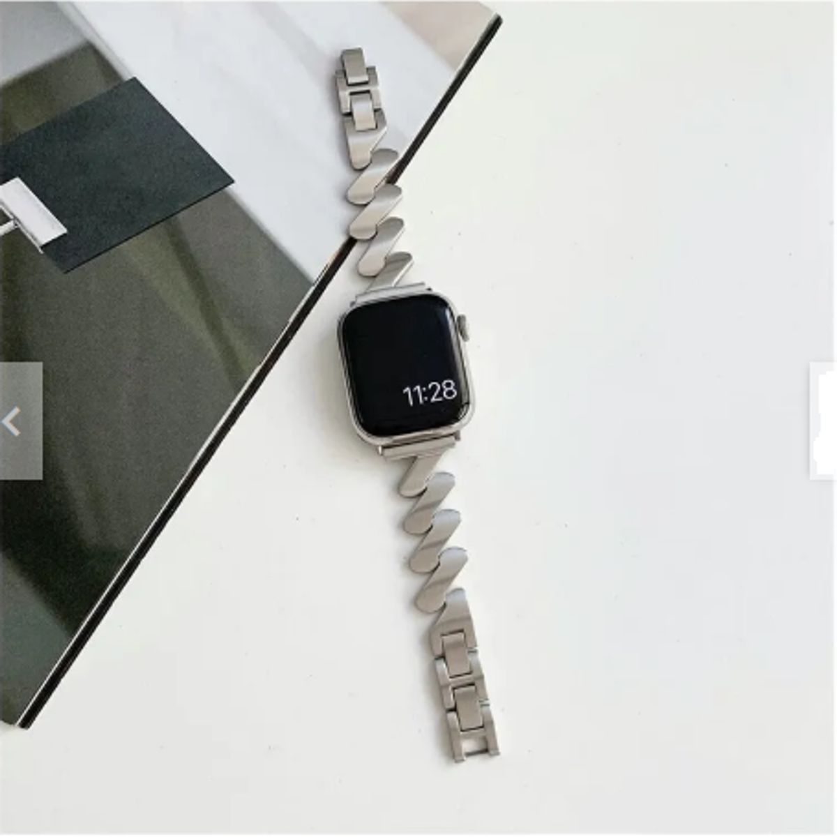 GENERICO - Correa Eslabón ZIGZAG para Apple Watch 40mm - PLATEADO
