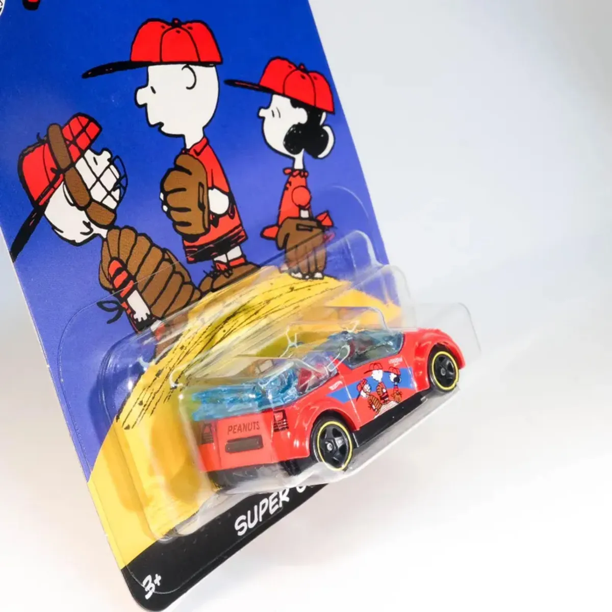 HOT WHEELS - Auto Hot Wheels Peanuts Super Gnat Snoopy