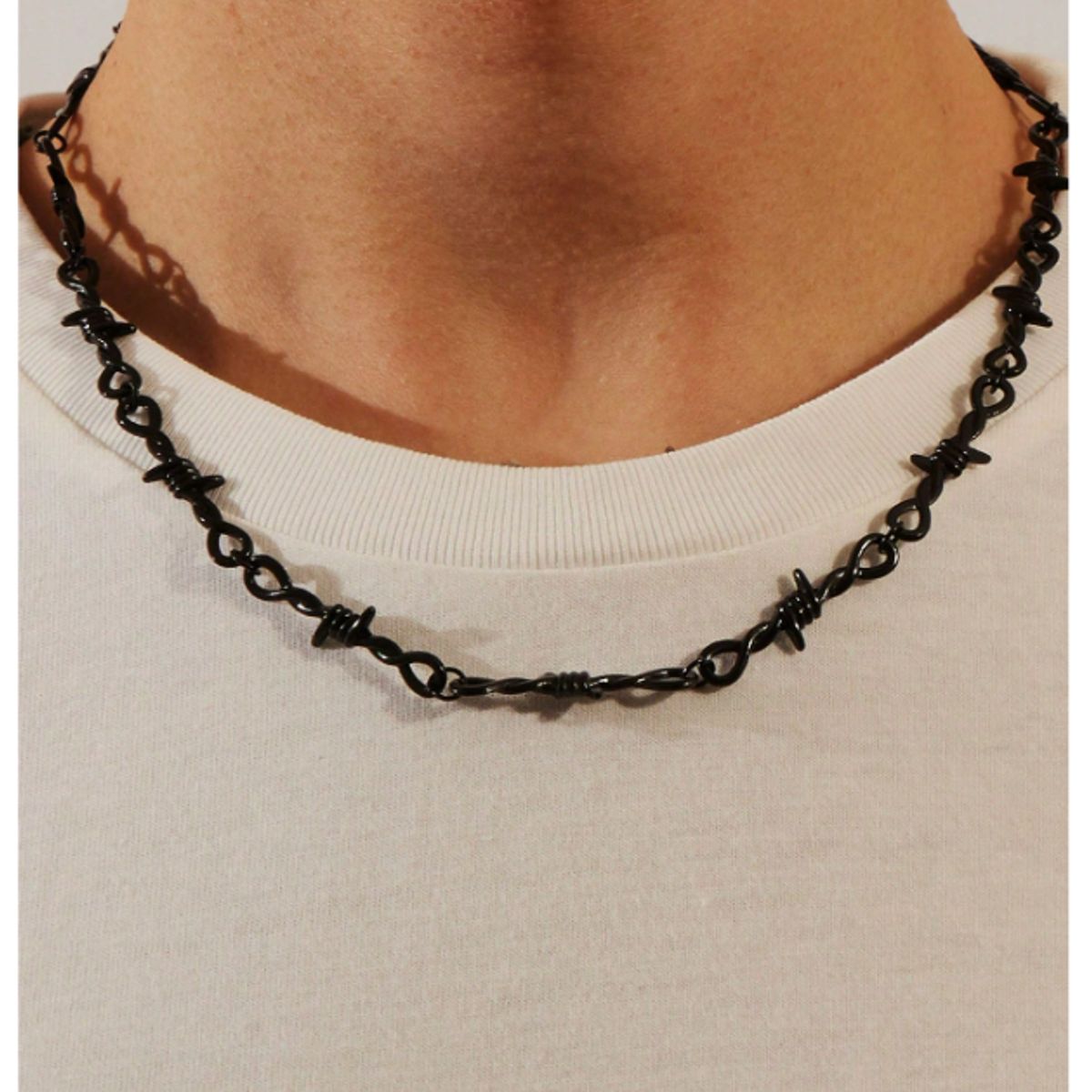 GENERICO - COLLAR ALAMBRE DE PUAS