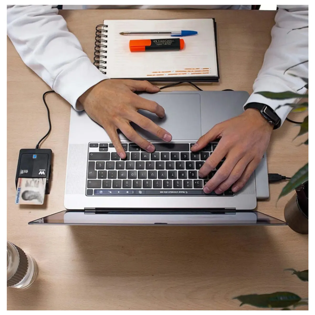 OEM - Smart Reader - El Lector inteligente de dni electrónico