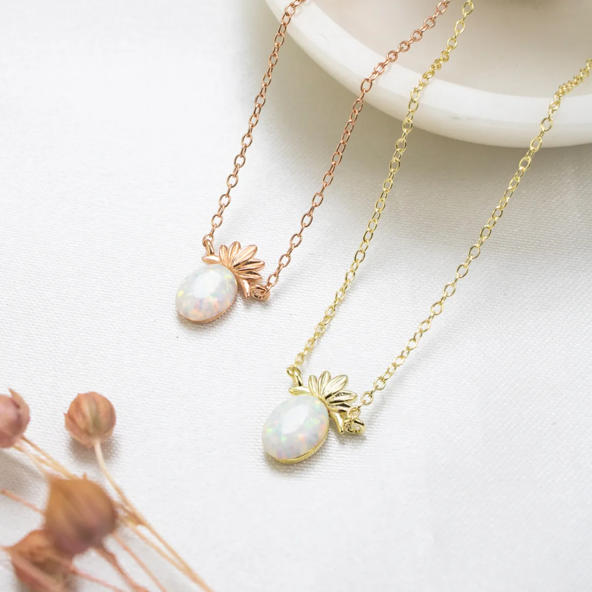 CLEO JOYAS & ACCESORIOS - COLLAR OPALO PIÑA CON BAÑO DE ORO