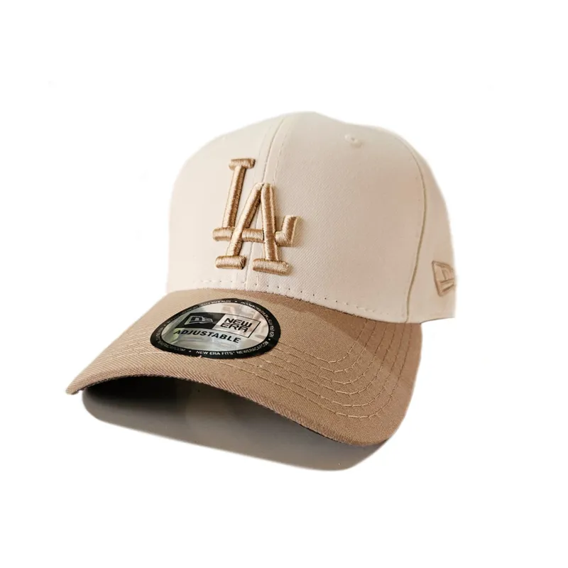 GENERICO - GORRA NEW ERA BEIGE CON CREMA LA  LOS ANGELES CON BROCHE