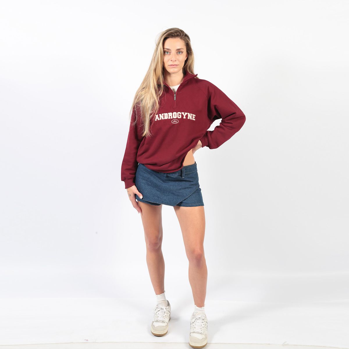 ANDROGYNE - Polera Androgyne Guinda