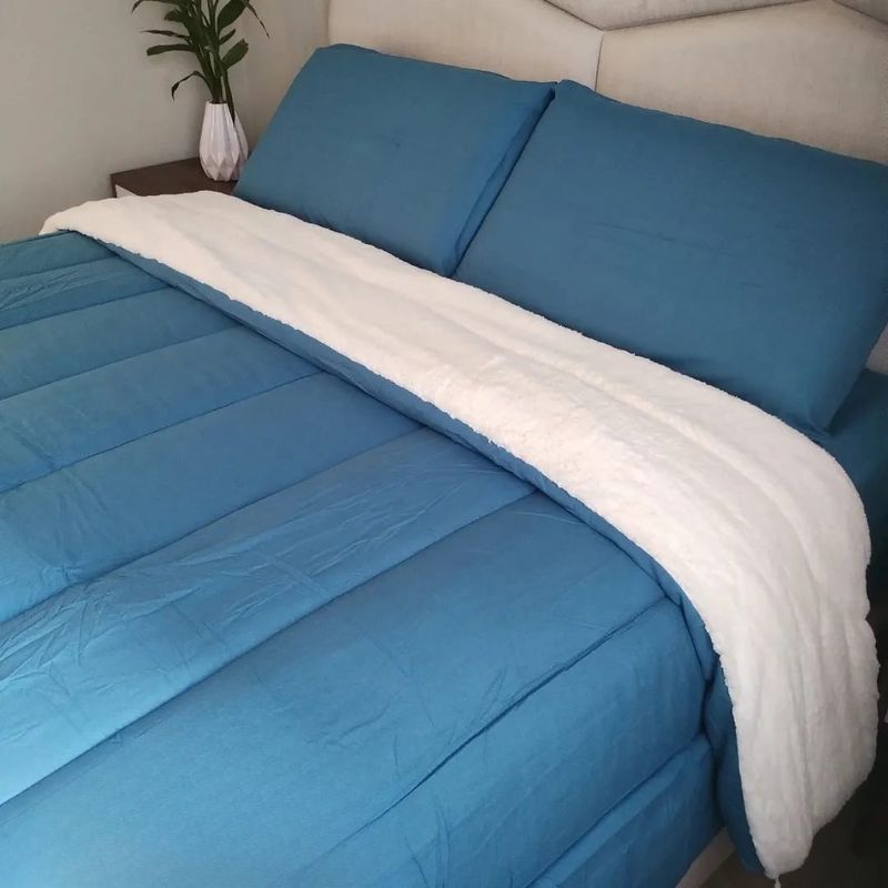 CASATEX - EDREDON CON SHERPA + JUEGO DE SÁBANAS 2500 HILOS