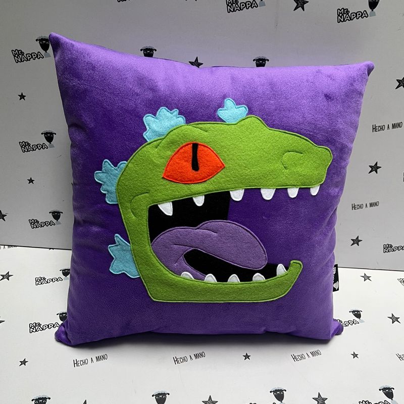 GENERICO - Cojín dibujo Reptar fondo morado dinosaurio Rugrat