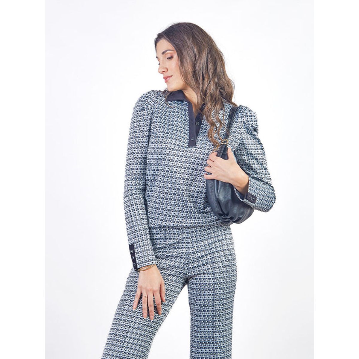 MICHELLE BELAU - JULY - POLO MANGA LARGA CON ESTAMPADO GEOMÉTRICO