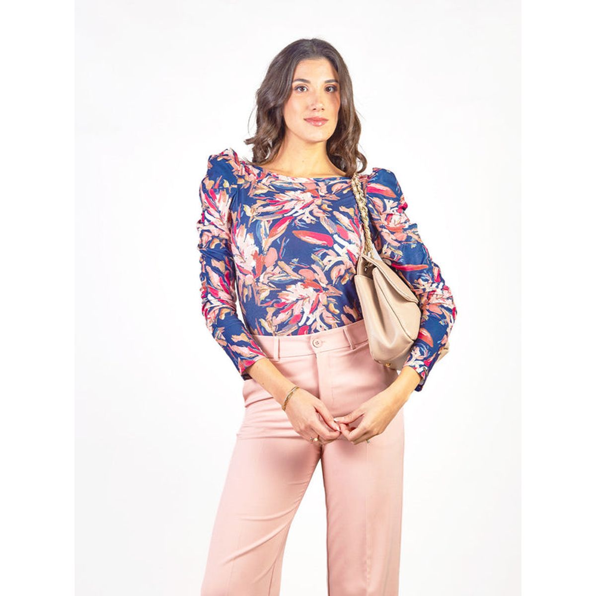 MICHELLE BELAU - LOLA - POLO MANGA LARGA CON ESCOTE OJAL