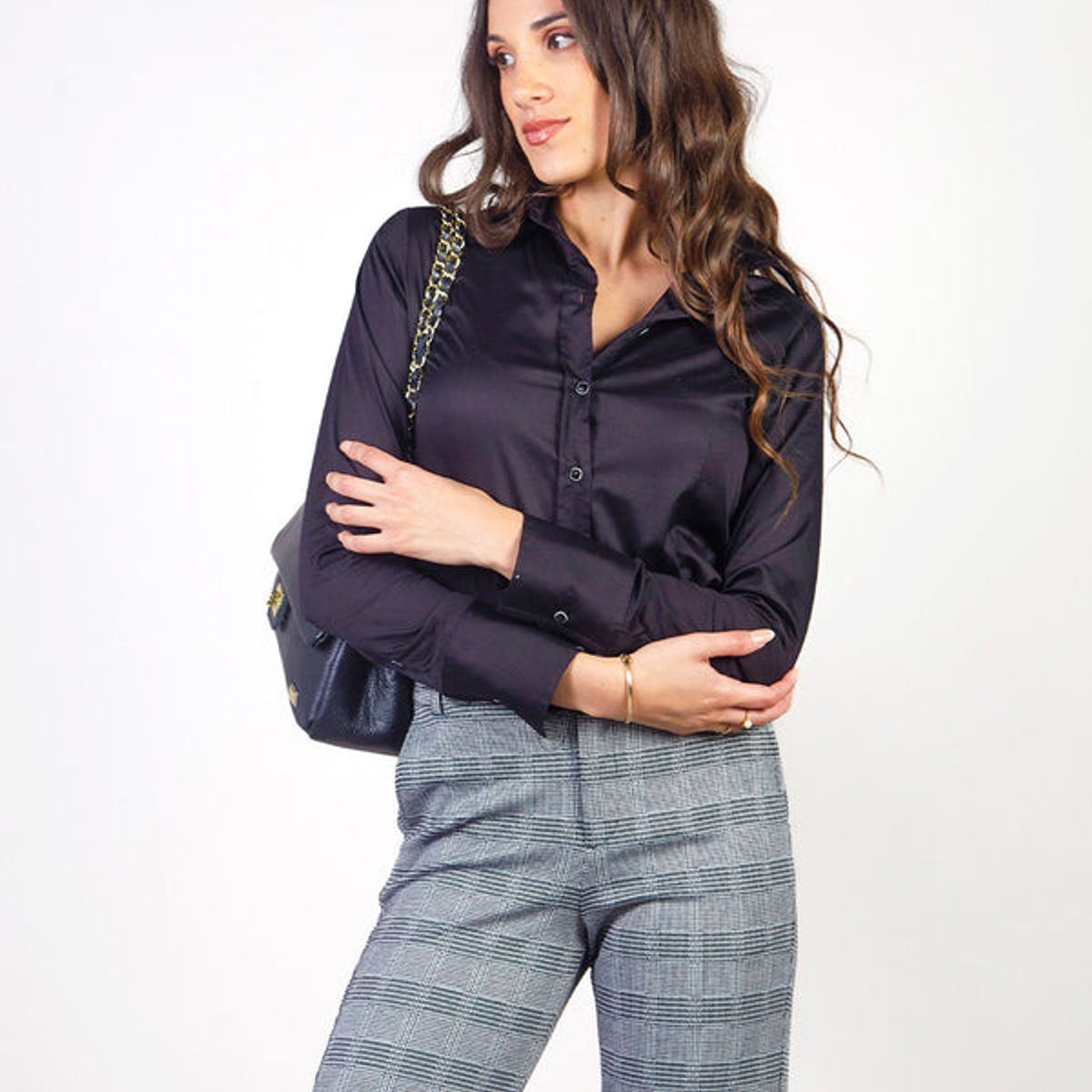 MICHELLE BELAU - ANAHI - BLUSA CAMISERA MANGA LARGA