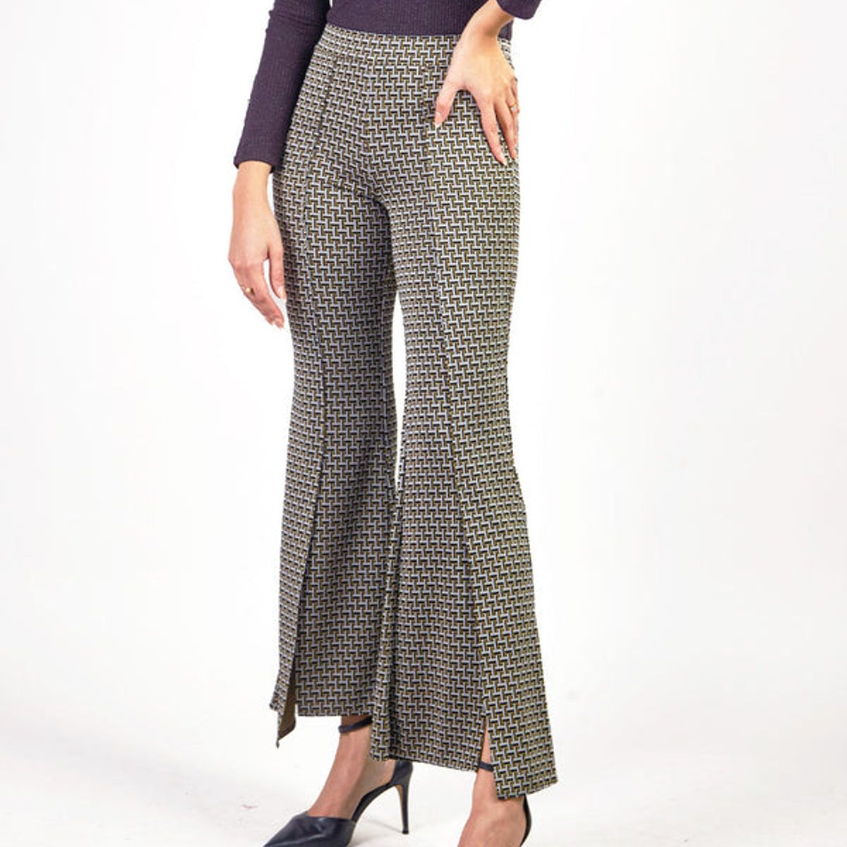 MICHELLE BELAU - ARANTZA - PANTALÓN FLARE CON ESTAMPADO GEOMÉTRICO