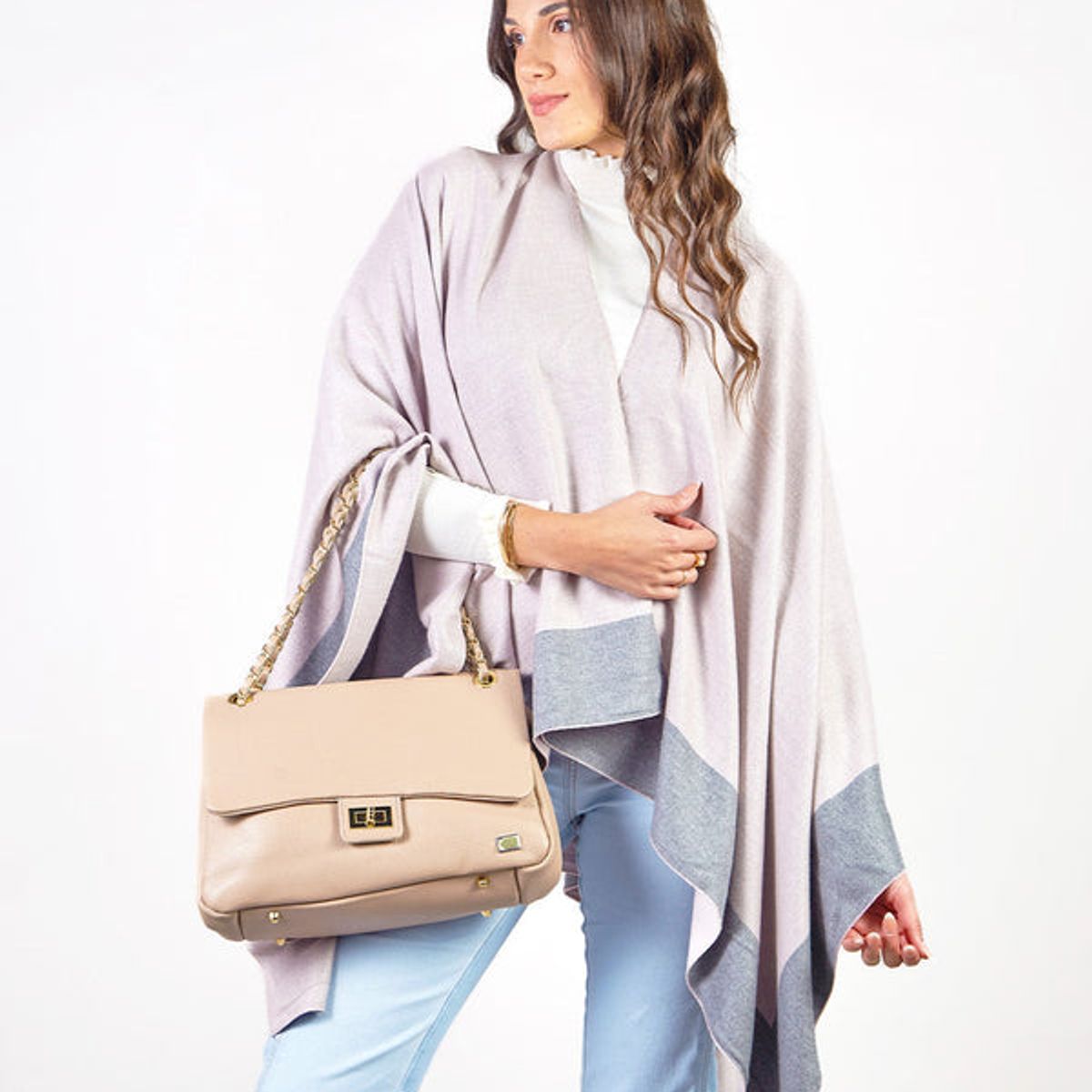 MICHELLE BELAU - PARIS - PONCHO TEJIDO REVERSIBLE