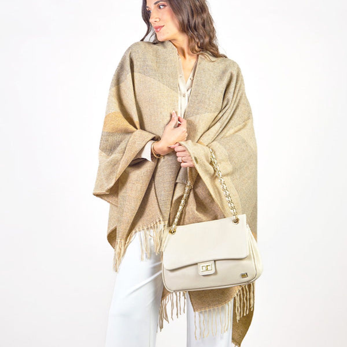 MICHELLE BELAU - MARCELA - CAPA TEJIDA