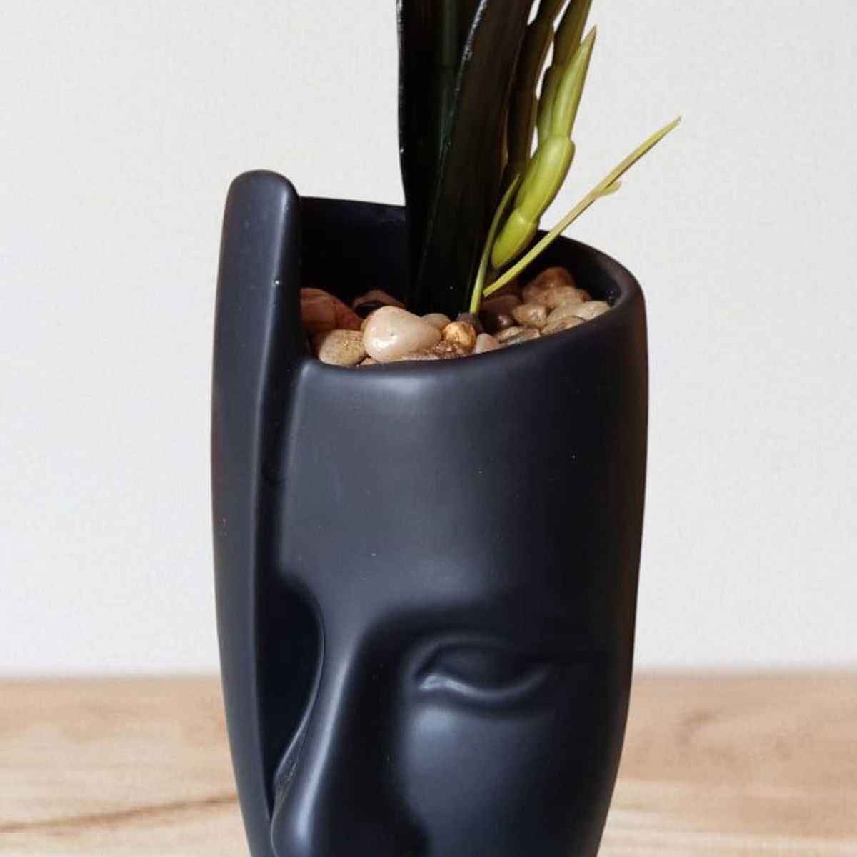 GENERICO - Orquídea Fuxia en jarrón de Escultura Abstracta