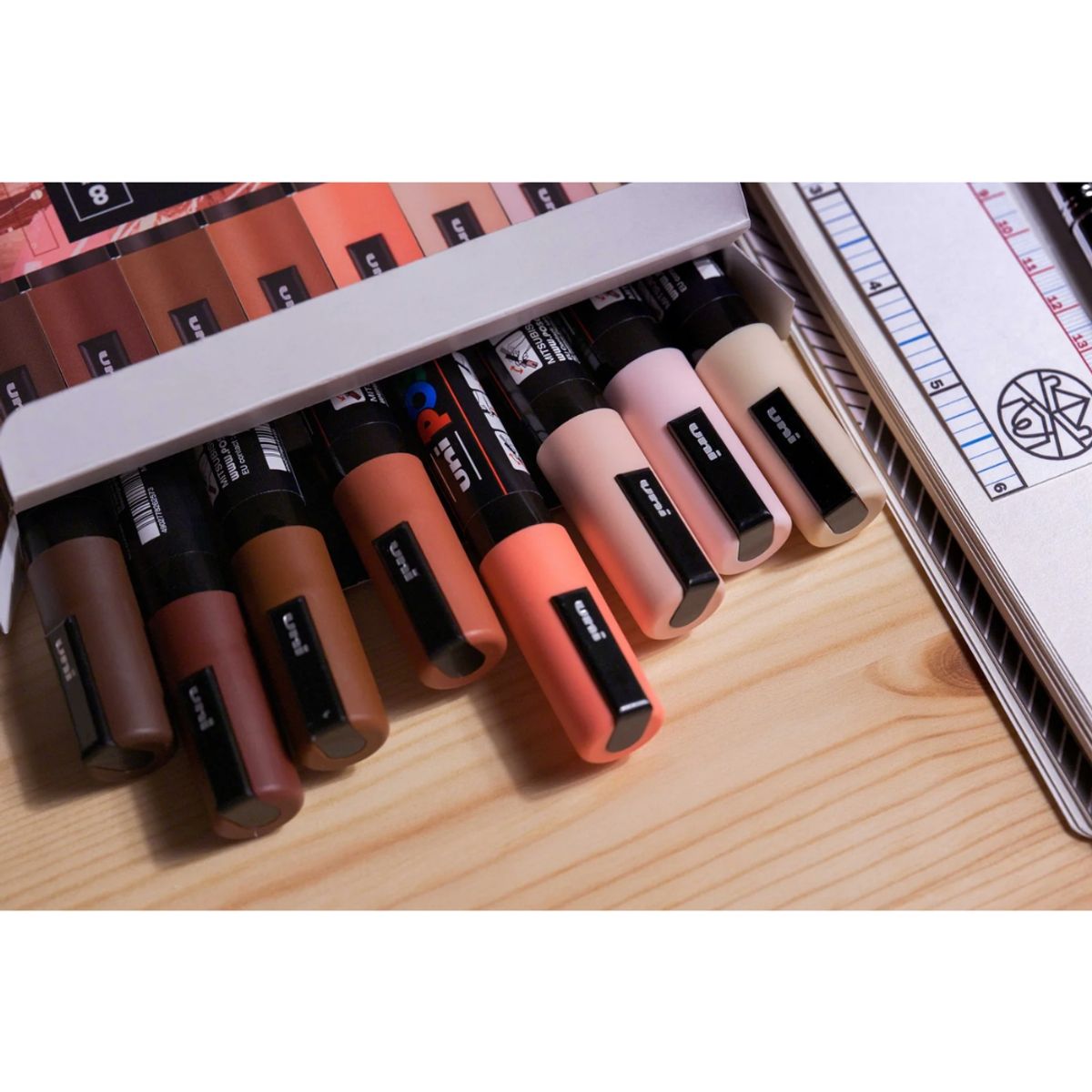 POSCA - Set Marcadores Punta 5m x 8 Portrait