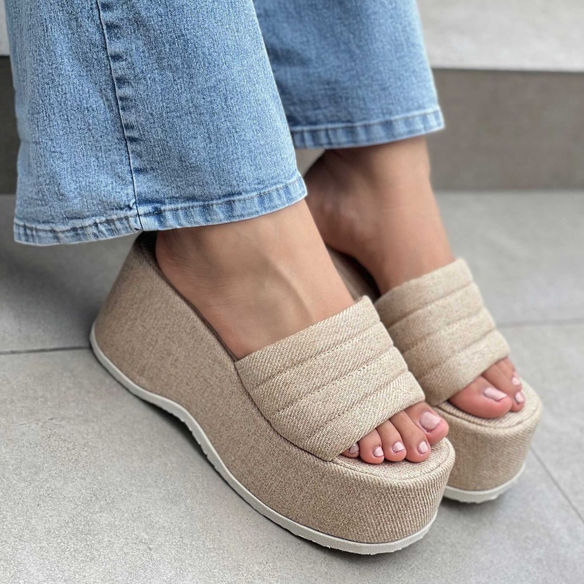 GENERICO - PLATAFORMA BEIGE KARI PARA MUJER