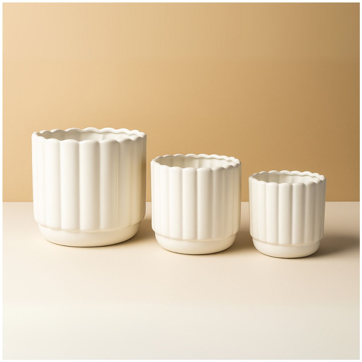 INSPIRA MARKET - Set x3 Maceteros de Cerámica Relieve 14 x 11 x 8